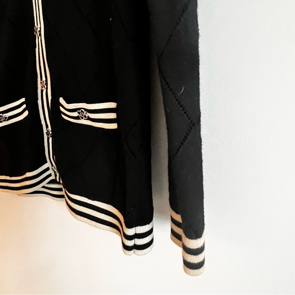 PINK TARTAN BLACK AND WHITE GEOMETRIC CARIDGAN - Picture 3 of 9